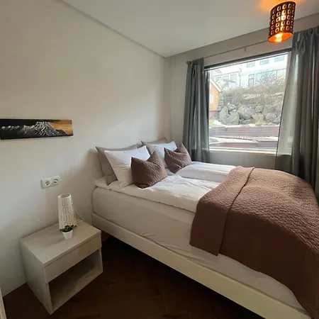 Iceland Sjf Villa, Hot Tub & Outdoor Sauna Amazing Mountains And View Over