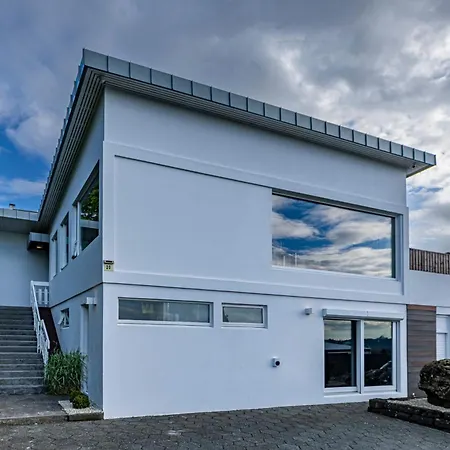Iceland Sjf Villa, Hot Tub & Outdoor Sauna Amazing Mountains And View Over *