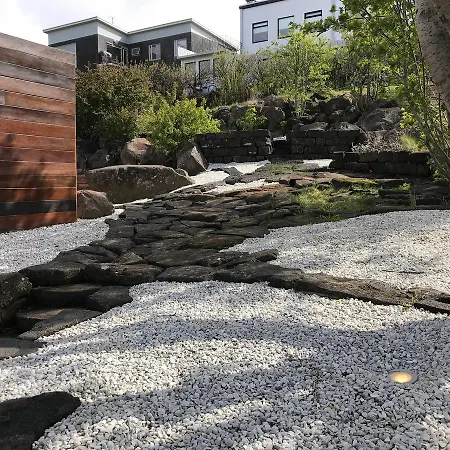 Iceland Sjf Villa, Hot Tub & Outdoor Sauna Amazing Mountains And View Over 빌라 *